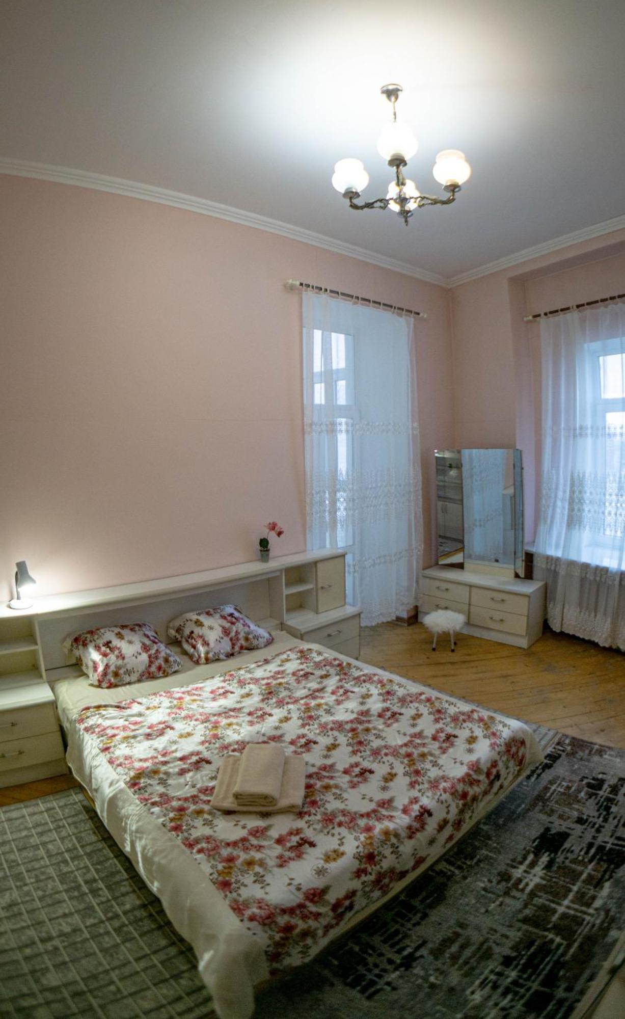 Avtentićni Apartamenti Bila Parku Shevchanka, 5 Spalen Kiev Exterior foto